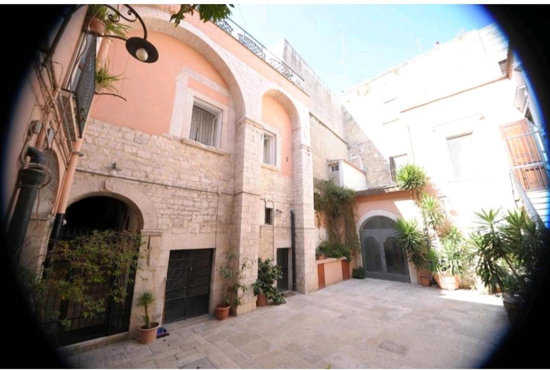 Casa Vacanza Saint Patrick 바를레타 외부 사진